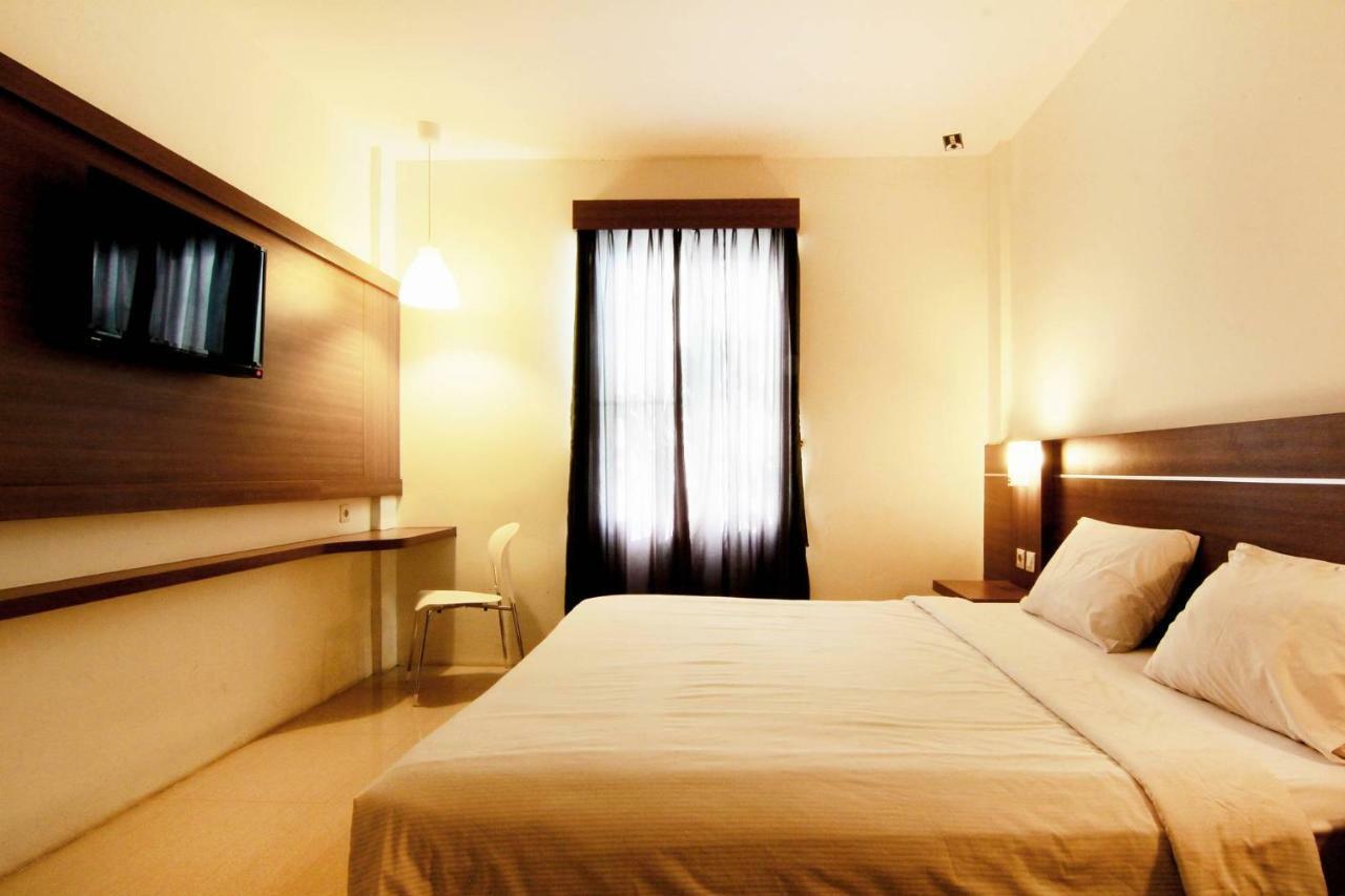 Alzara Hotel Syariah Wonosari Kültér fotó
